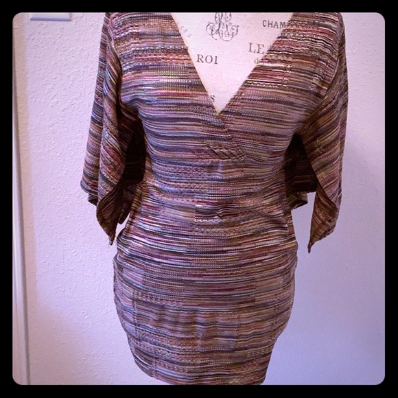 Beautiful multicolored  cute top mauve color. - Picture 1 of 6